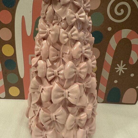 TIKTOK VIRAL Pink Bow Christmas Tree Gold Bow Topper Cupcakes & Cashmere 16” - Picture 6 of 9